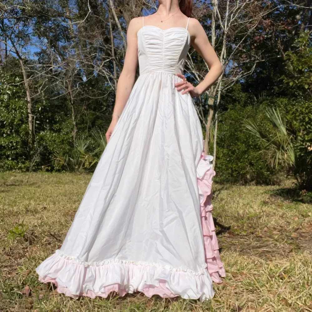 Vintage 80’s Gown - Picture 5 of 9